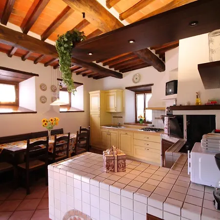 Casale Lorenzo Willa Subbiano